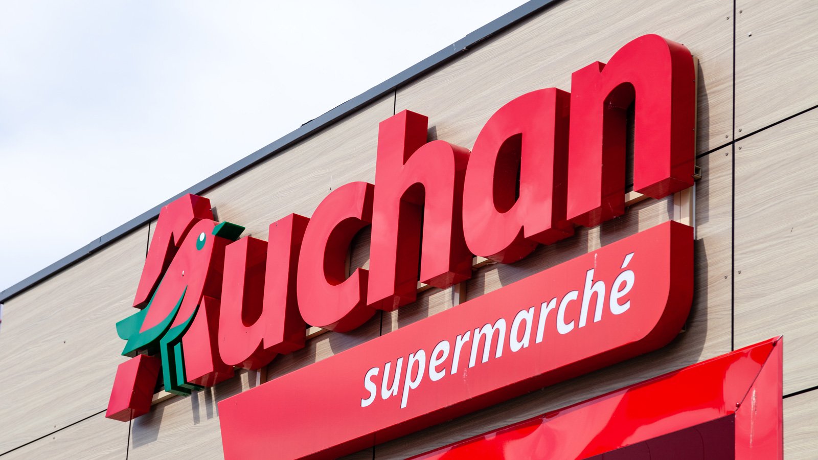 auchan-header Auchan retailer data breach impacts hundreds of thousands of customers